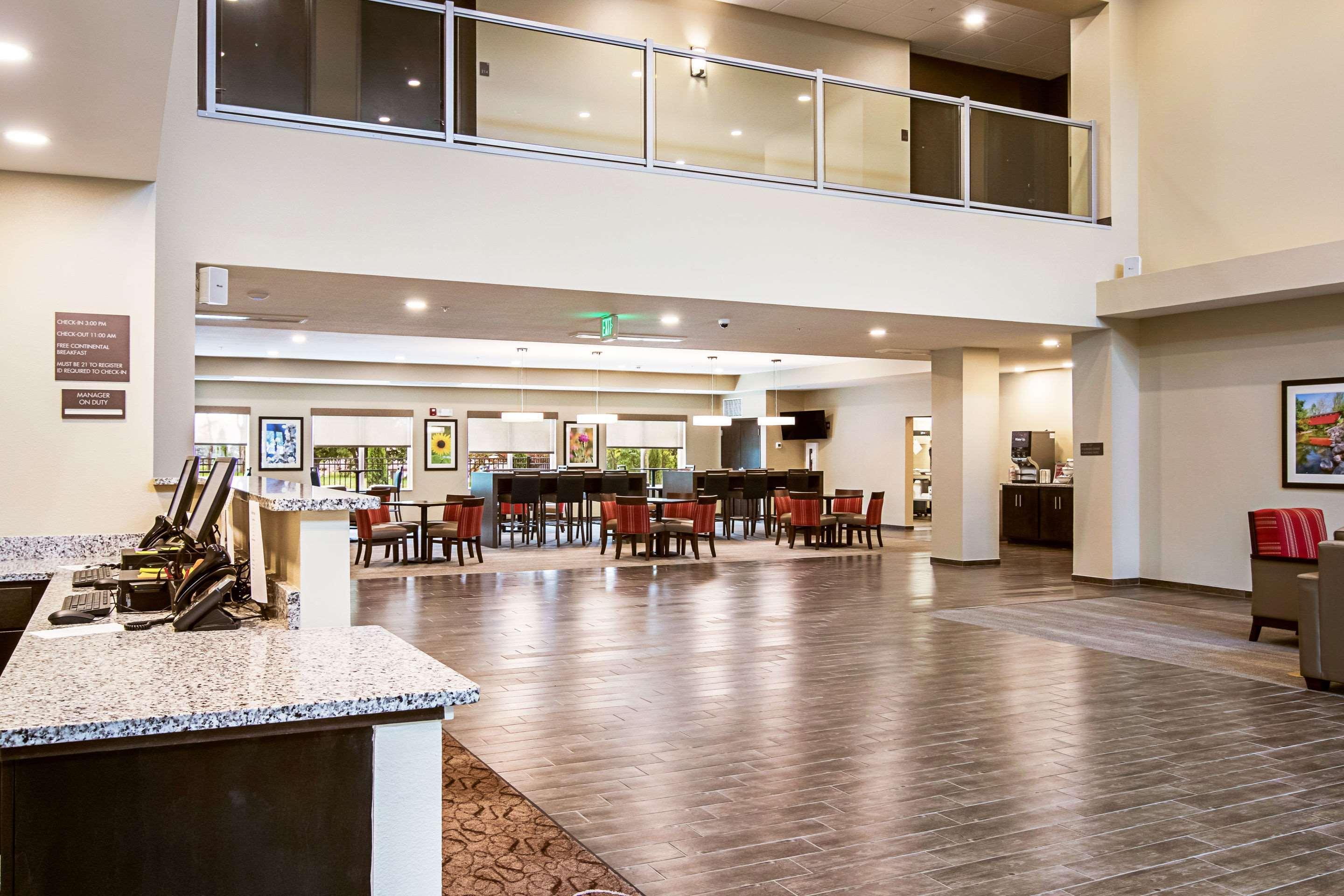 Comfort Suites Wooster Near University Campus Zewnętrze zdjęcie
