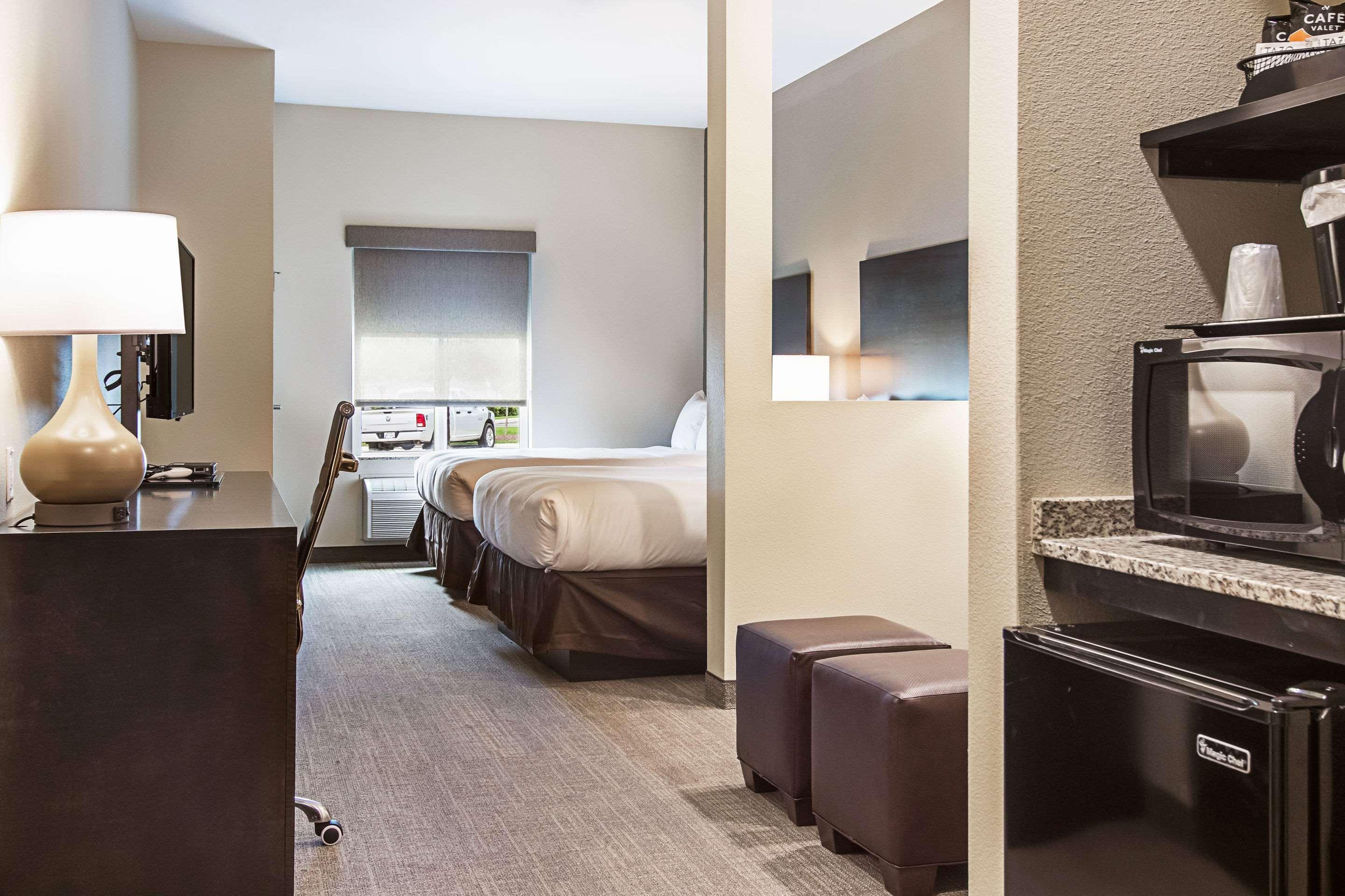 Comfort Suites Wooster Near University Campus Zewnętrze zdjęcie