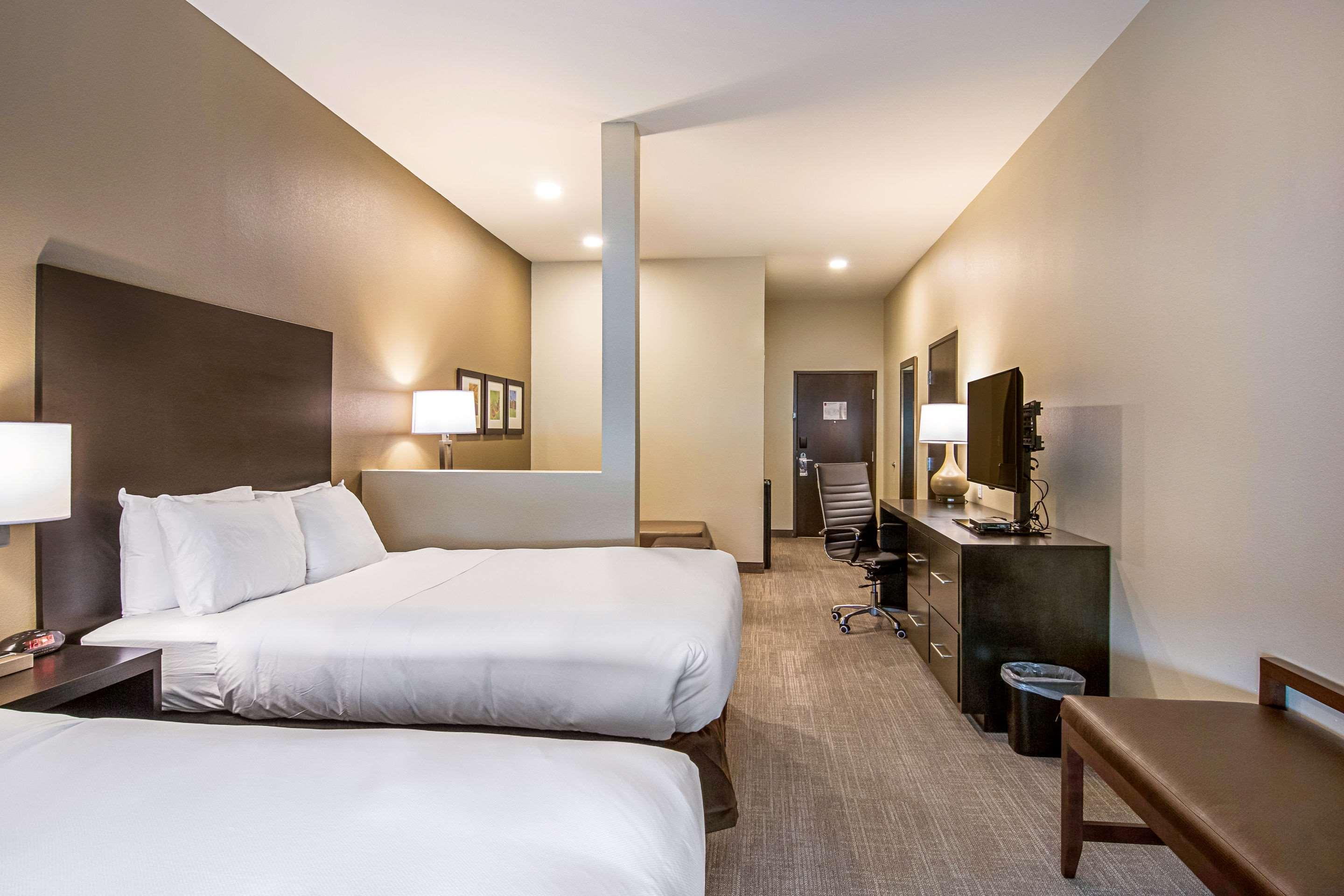 Comfort Suites Wooster Near University Campus Zewnętrze zdjęcie