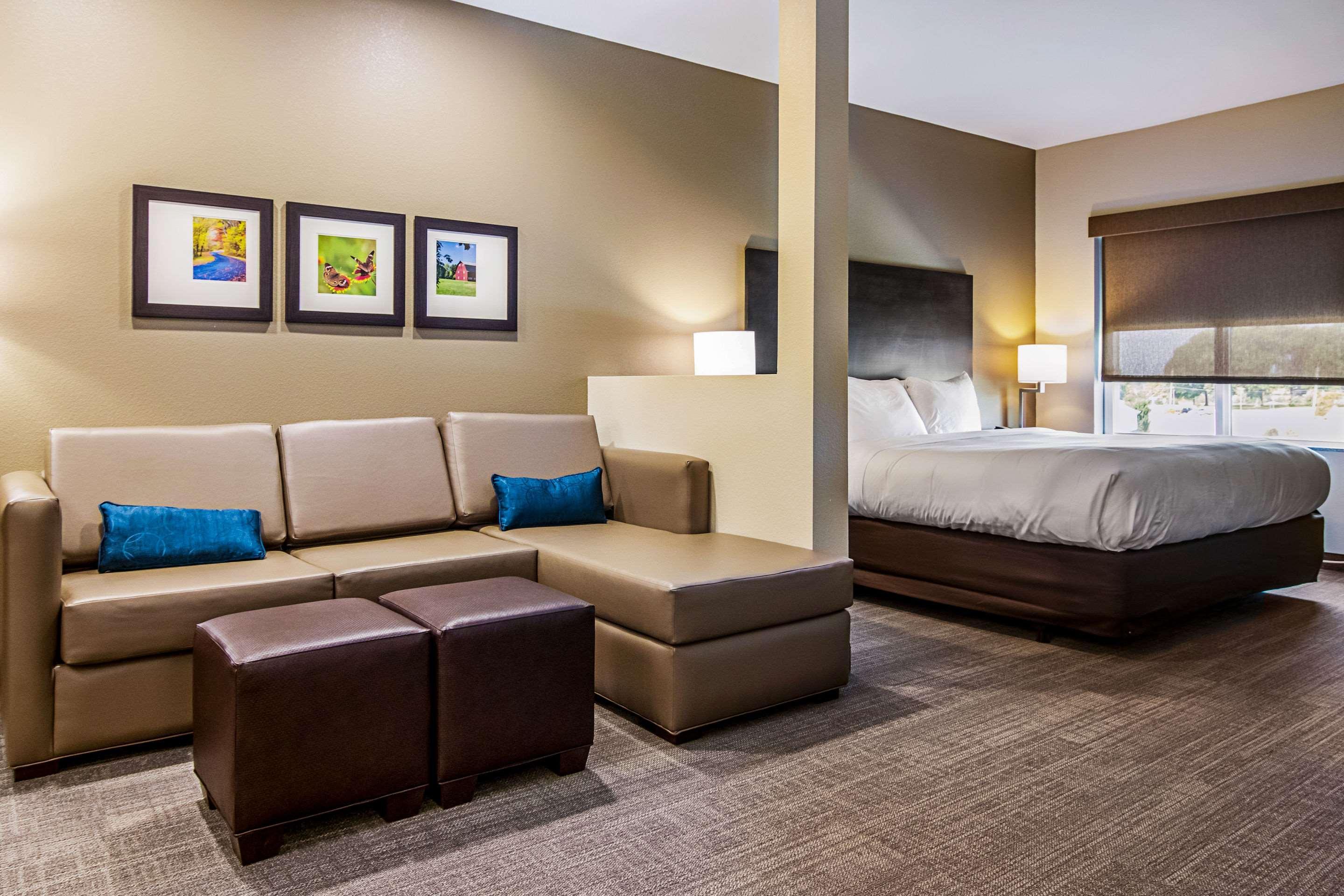 Comfort Suites Wooster Near University Campus Zewnętrze zdjęcie