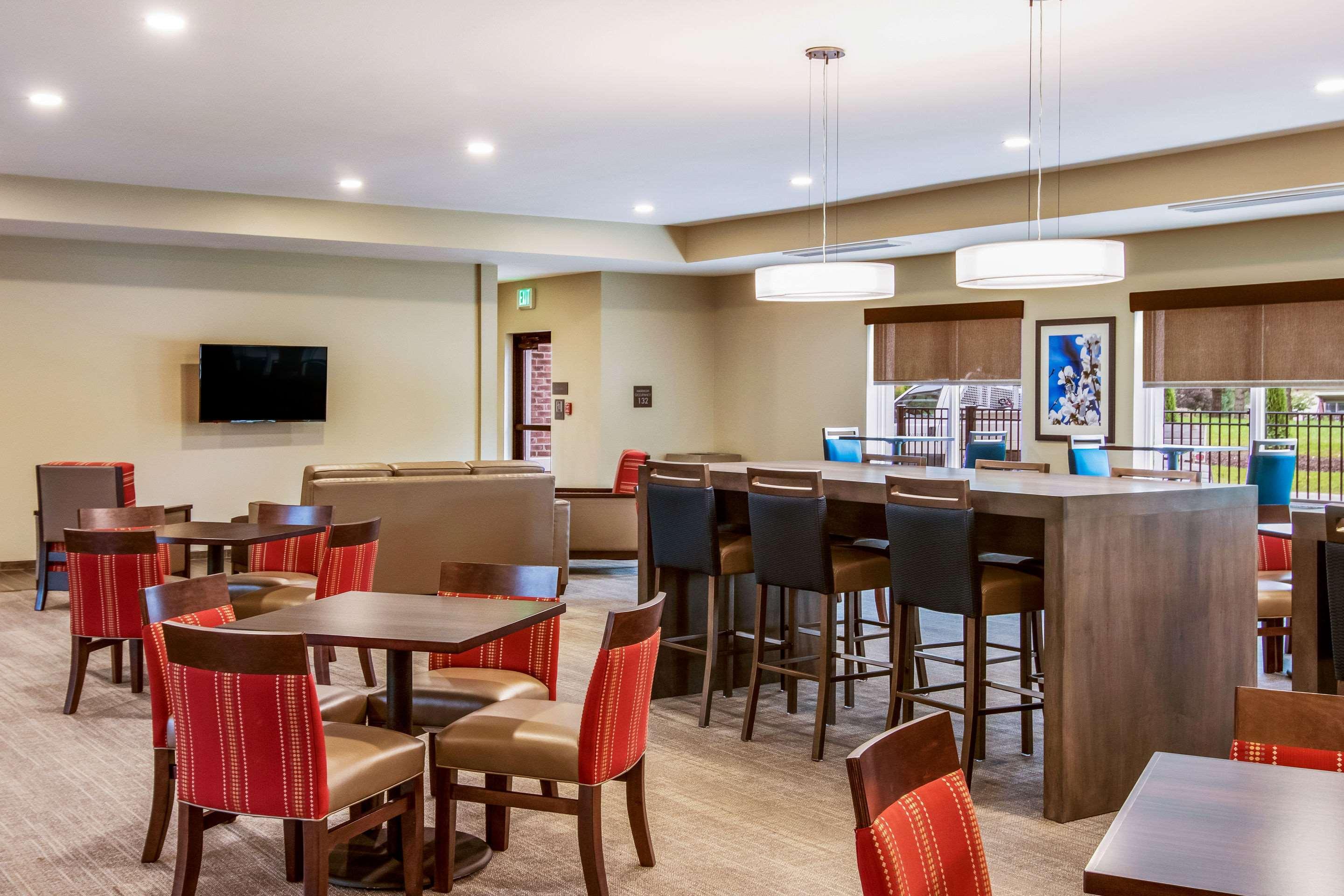 Comfort Suites Wooster Near University Campus Zewnętrze zdjęcie