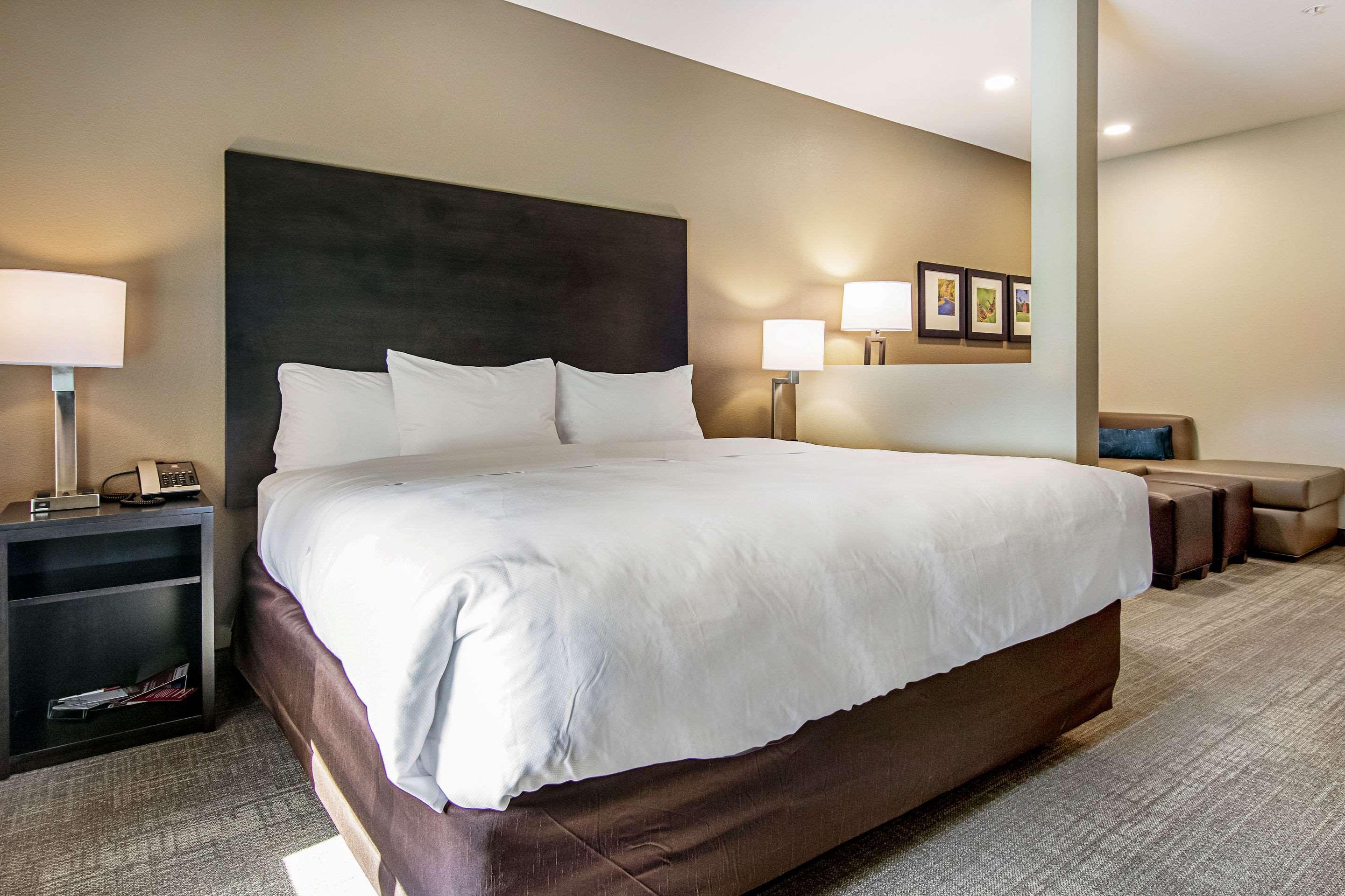 Comfort Suites Wooster Near University Campus Zewnętrze zdjęcie