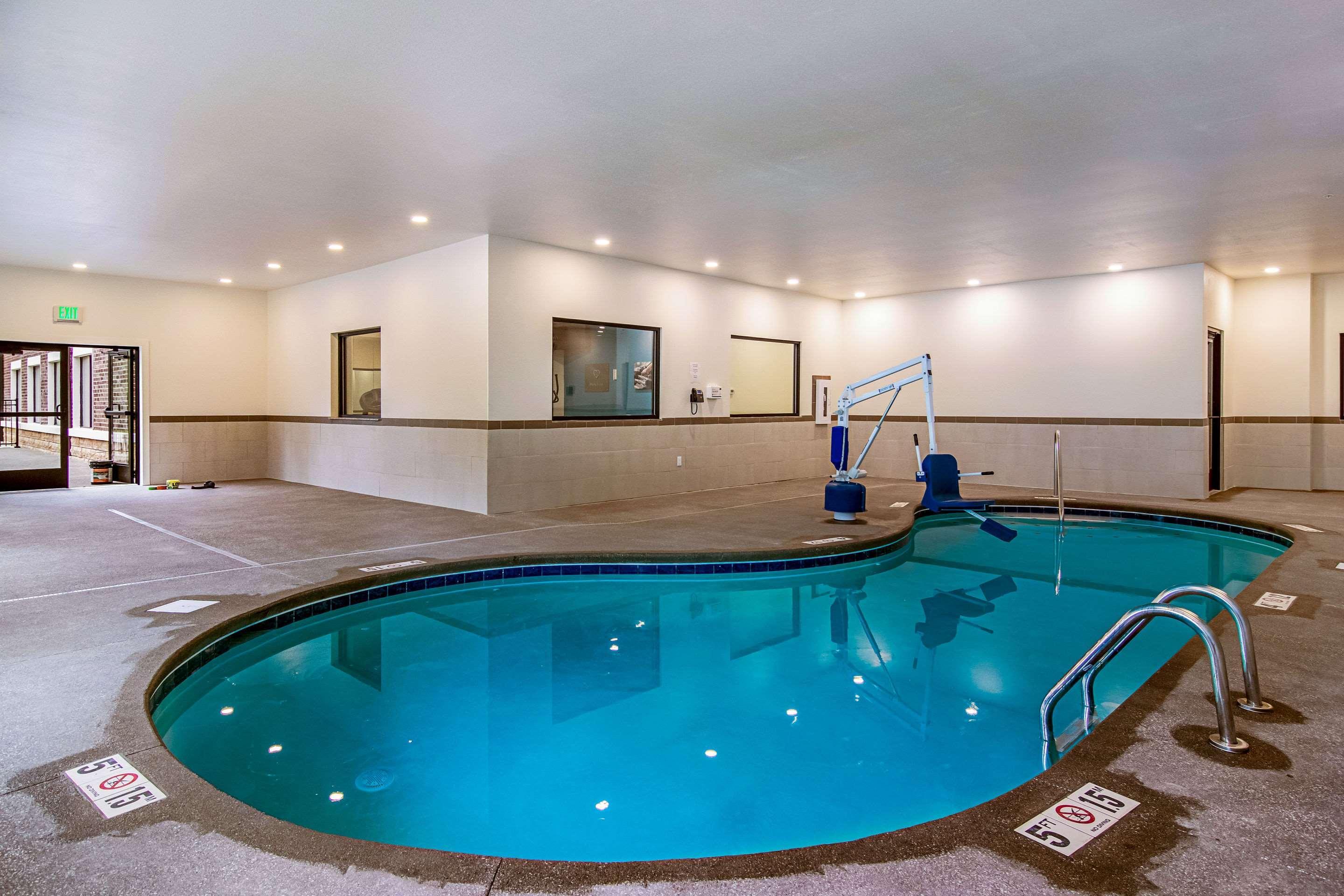 Comfort Suites Wooster Near University Campus Zewnętrze zdjęcie