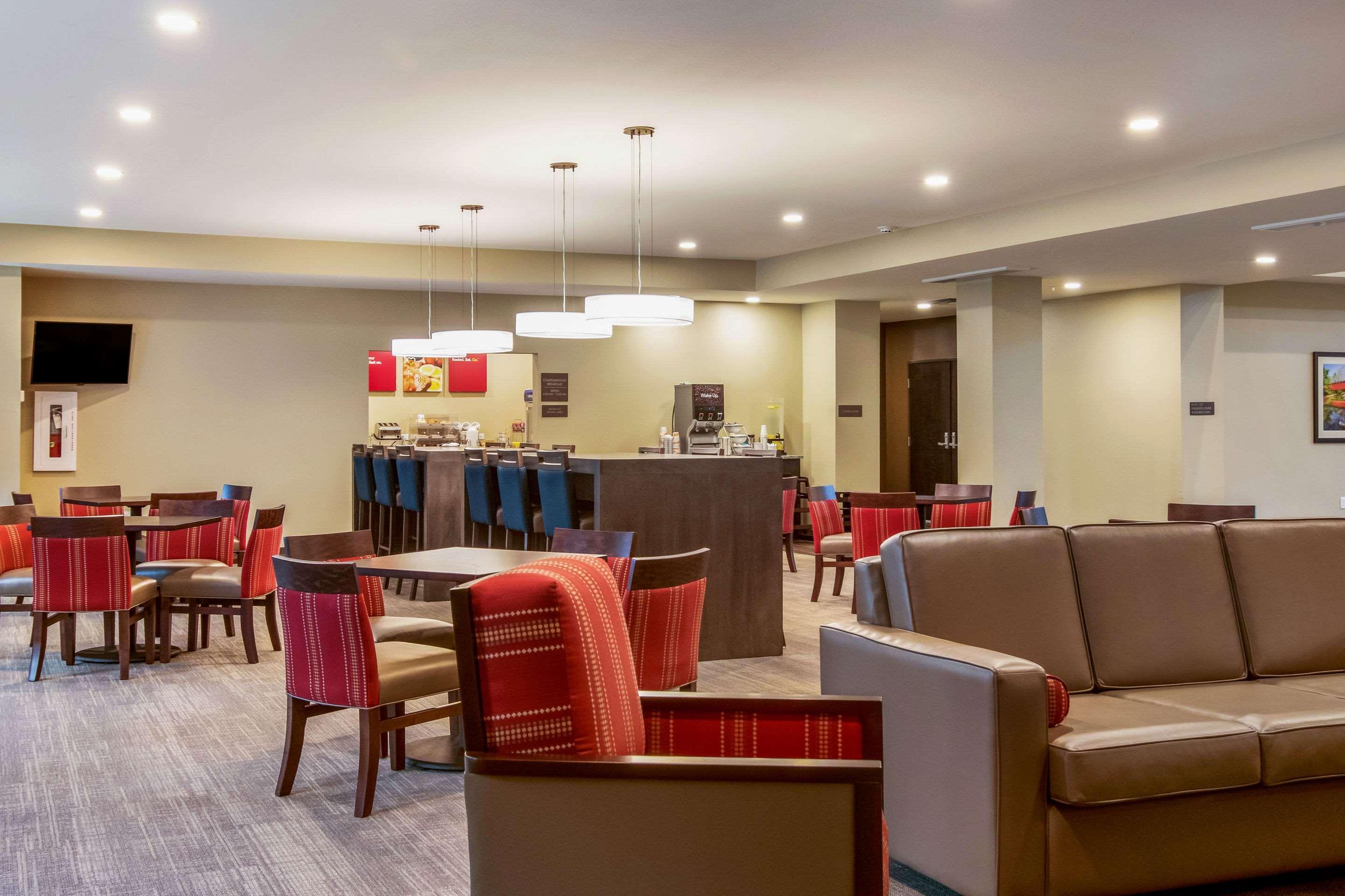 Comfort Suites Wooster Near University Campus Zewnętrze zdjęcie