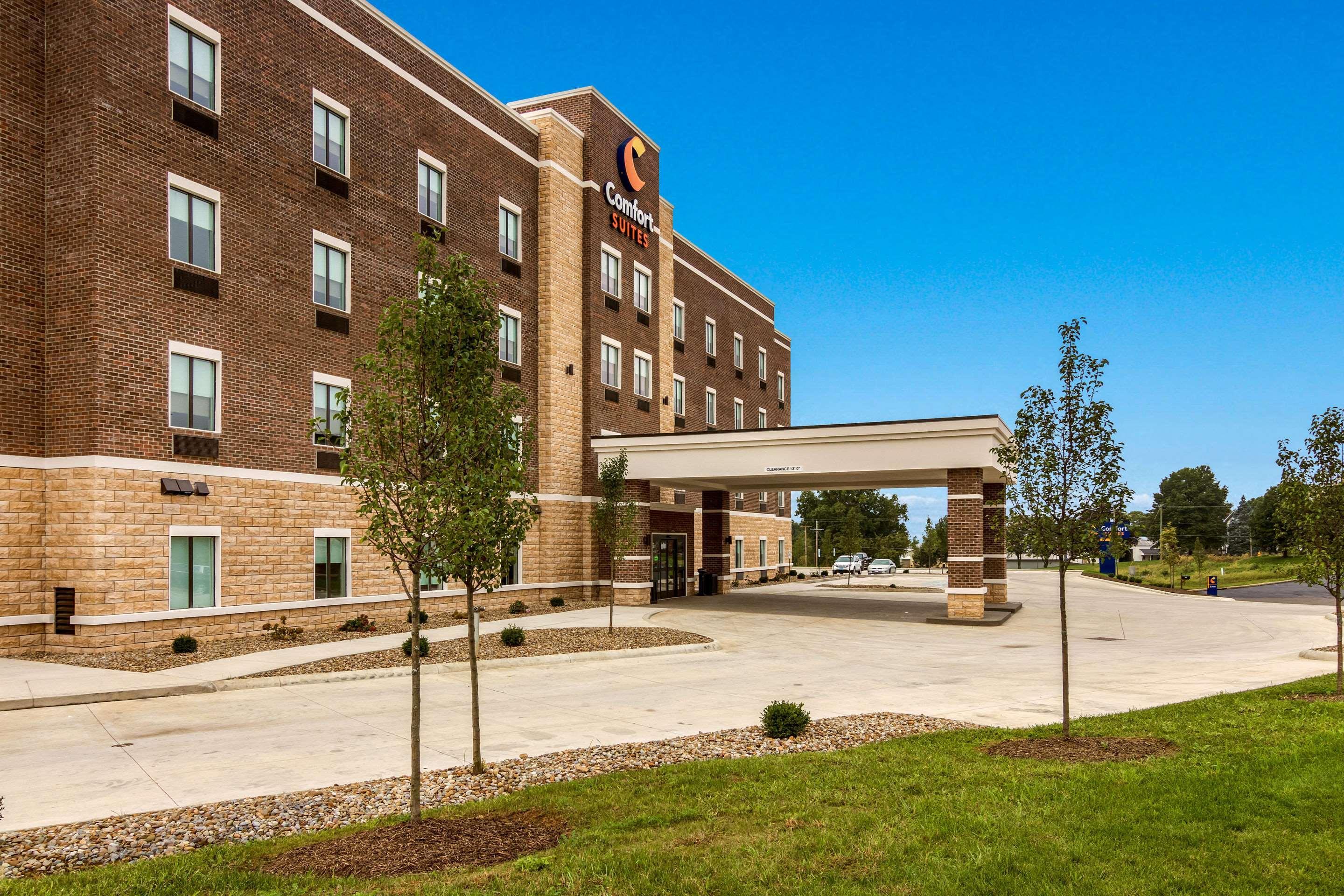Comfort Suites Wooster Near University Campus Zewnętrze zdjęcie